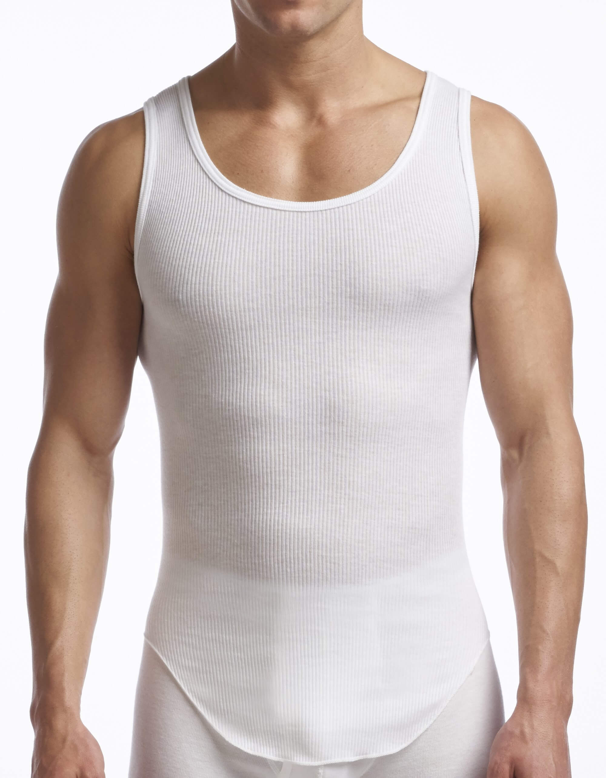 Men's undershirts: well-shaped & high-quality